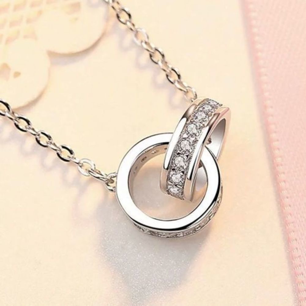 Silver-Plated Interlocking Rings Pendant Necklace - Picture 6 of 7